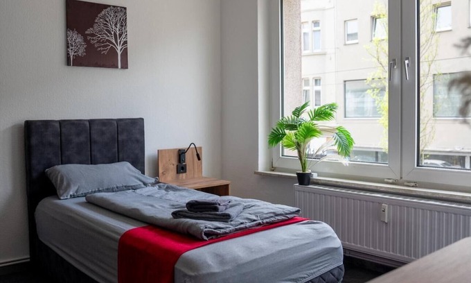 Oberhausen Apartamento | Livemore24 - Space in Duisburg 24/7 check-in