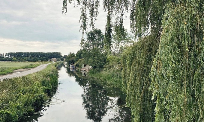 Outwell Casa | Living like a local at Dotties in our beautiful pad close to everything you need