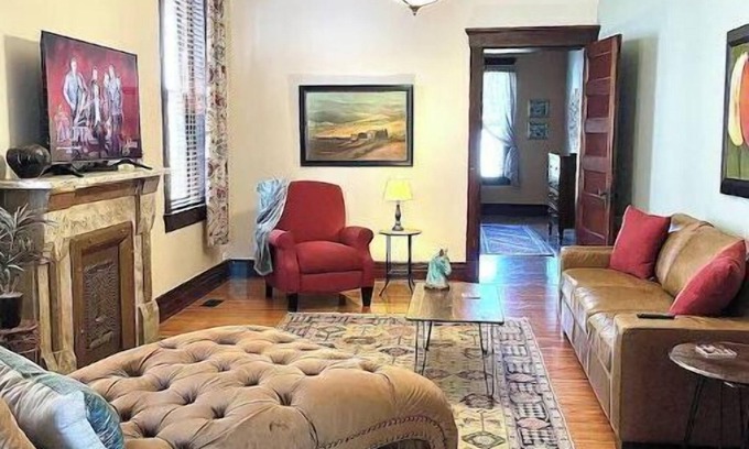 Cherokee Triangle Condominio | Living on the Edge in the Highlands.