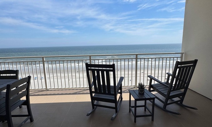 Jacksonville Condominio | New Ocean Life ocean front condo - Read sister condo's reviews VRBO 111494
