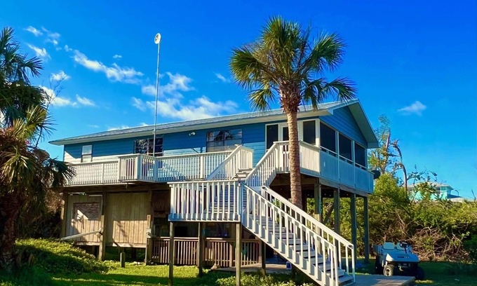 Placida Casa | Living Well: Close to the beach and bay, large screened porch...a great value!