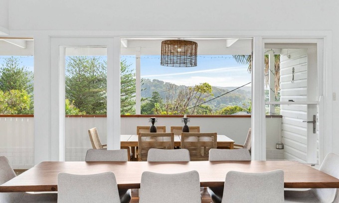 Avalon Beach Casa | Livistona - seaside sanctuary nestled in Avalon Beach