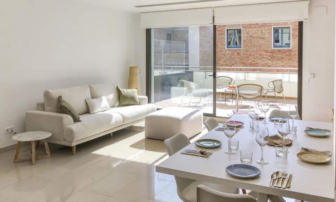 Figueres Casa | Lizarran by Interhome