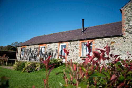 Boncath Casa | Llaethdy - The Dairy