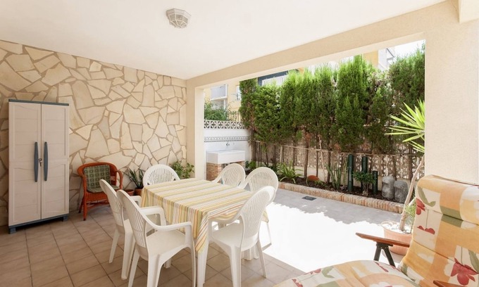 Oliva Chalet De Esquí | LlamÀntol - Casa En Oliva