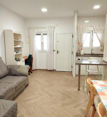 Puerto de la Torre Apartamento | "LLEGAMOS A CASA" Málaga apartamento