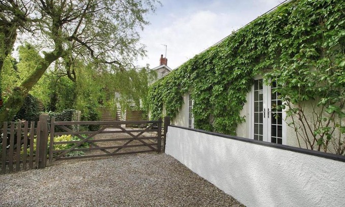 Crynant Casa | Llethryd Farm Cottage Two