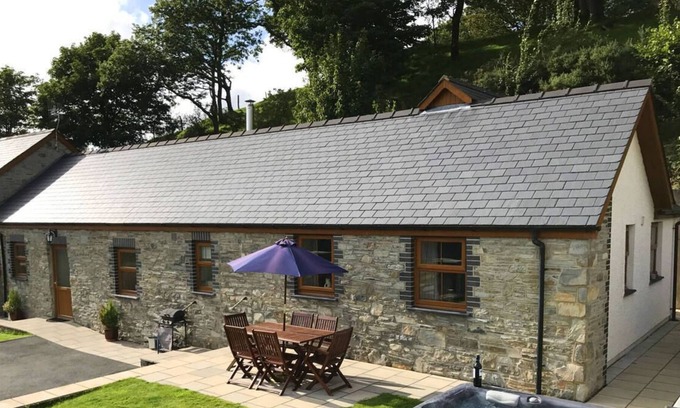 Glandyfi Casa | Llety'r Graig in the beautiful Talybont