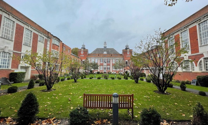 Mile End Apartamento | LNDN-EDI133 · Chic Victorian Flat in Private Estate - Mile End!