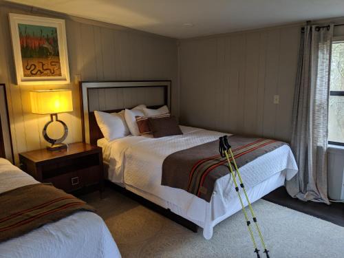 Eureka Springs Casa | Loblolly Pines Adventure Cabin 1 Q/Q