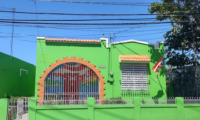 Santurce Casa | Local Experience! 5 Minutes to Beach; Solar + Cistern