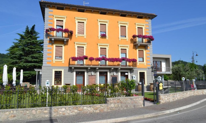 Cavaion Veronese Cama Y Desayuno | Locanda La Sosta
