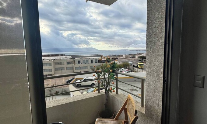 Antofagasta Apartamento | Ubicado a 10 minutos del aeropuerto.Es un lugar tranquilo y cercano al mar.