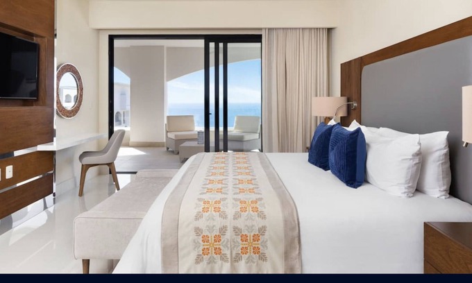 Chulavista Complejo | Located between Tule Beach and Tequila Cove Beach