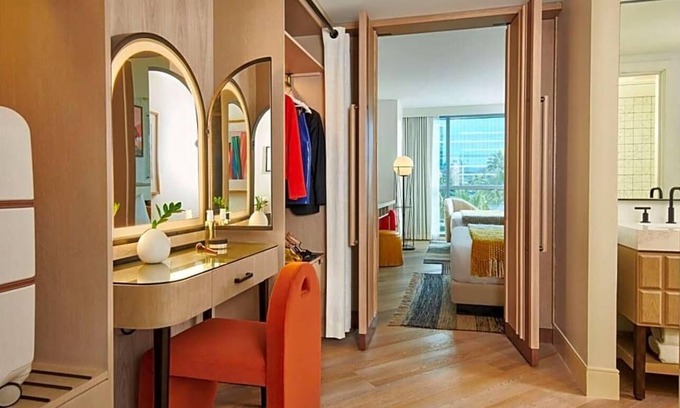 Las Vegas Apartamento | Located in Las Vegas, 1.2 mi from Las Vegas Strip, Virgin Hotels Las Vegas .