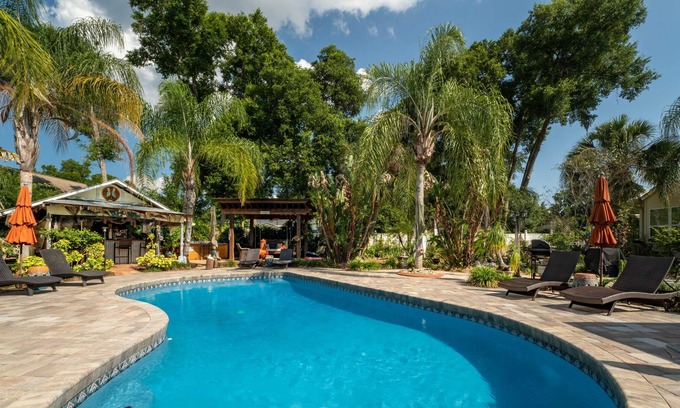 Fruit Cove Casa | Located just a stone's throw away from the captivating city of St