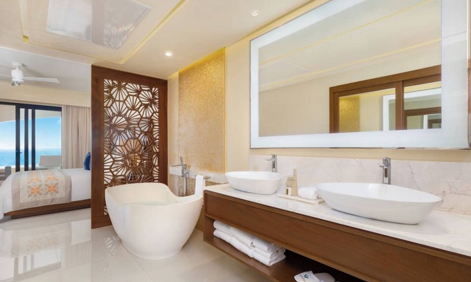 El Rosarito Complejo | Located on Tequila Cove Beach