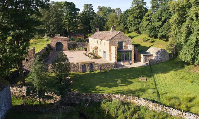 Alston Casa | Located within the close proximity of Alston in Cumbria, The Old Buttress was renovated in 2021 and