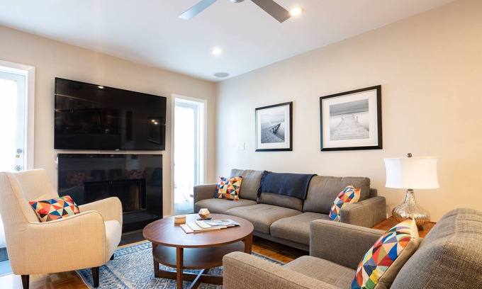 Bayshore Gardens Condominio | ¡Ubicación! A 1 cuadra de Bayshore / SOHO / Hyde Park