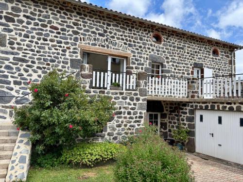 Seneujols Cama Y Desayuno | Location au cœur du Devès, proche Puy-en-Velay et chemin de St-Jacques - FR-1-582-447
