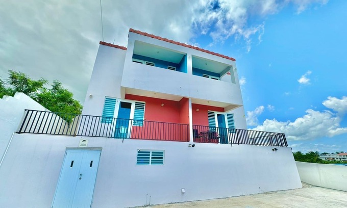 Pedernales Condominio | LOCATION! Beautiful Views ! Tranquility ! Restaurants Nightlife 5 min drive!