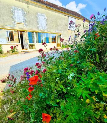 Treigny Casa | Location de Chambres Bienvenue chez Mémé