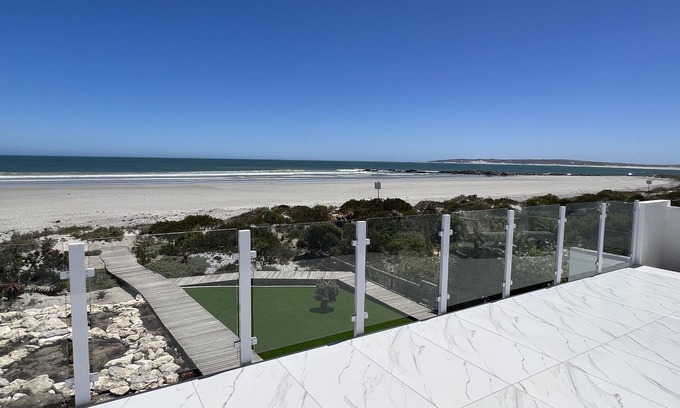 Paternoster Apartamento | Location, location, location! Luxury with splendid views.