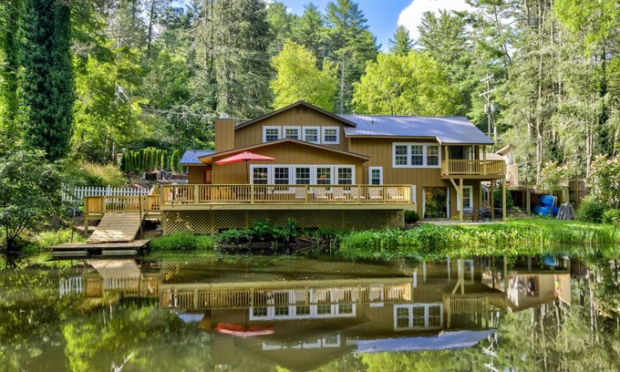 Mirror Lake Casa | Ubicación, ubicación, ubicación.