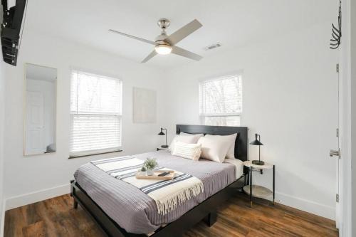 Hope Gardens Casa | Location Matters - Parking - Entertainment