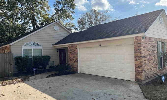South Baton Rouge Casa | Location!! Minutes from L’Auberge/LSU/DOWNTOWN