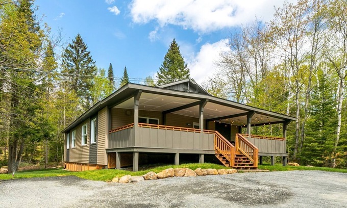 St-Adolphe-d'Howard Chalet De Esquí | Locations du Sommet - Le Grand Shack