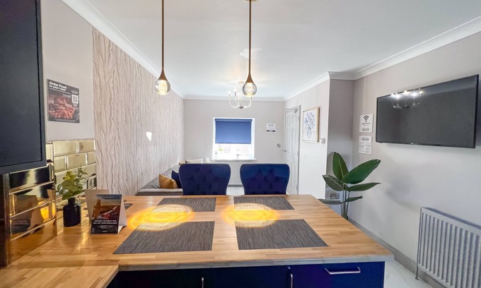 Boston Casa | Lock View