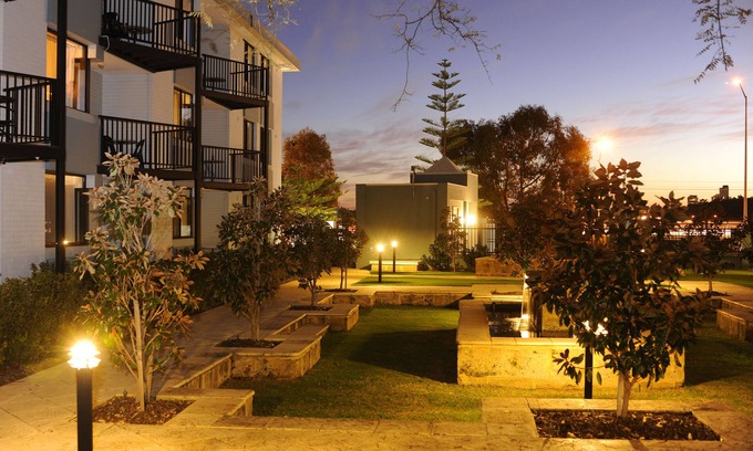 South Perth Apartamento | Lodestar Waterside Apartments