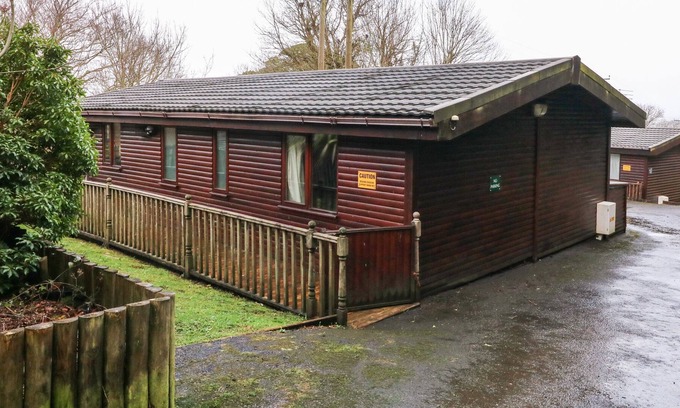 Watermouth Cabina | LODGE 39, pet friendly, country holiday cottage in Berrynarbor