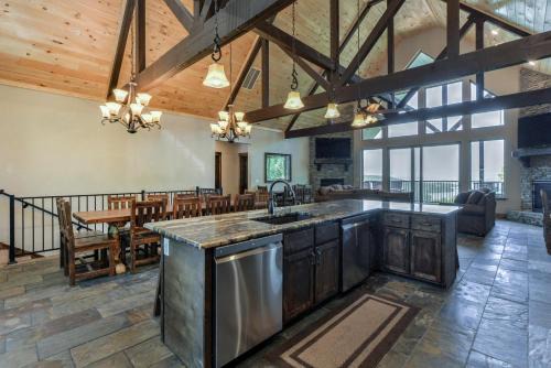 Indian Point Casa | Lodge 73