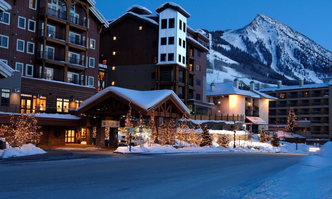 Crested Butte Cabina | Lodge at Mountaineer Square