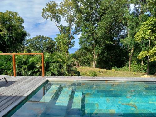 Cafeiere Villa | Lodge belle nature, piscine privée, grand jardin, 900 m de la plage de grande anse