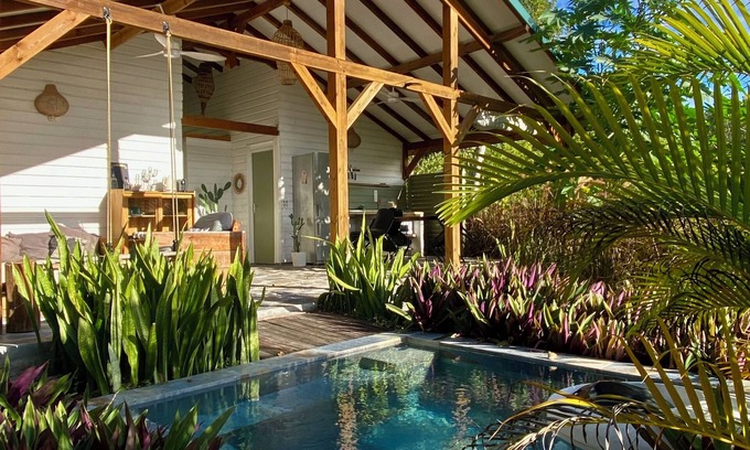 Grand-Bourg Cabaña | Lodge Kara