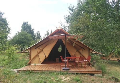 Serignac Otro | Lodge Robinson Aux nuits insolides d'Agoumbat