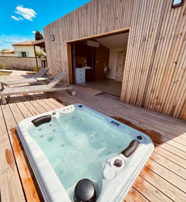 Saint-Laurent-d'Aigouze Cabina | Lodge Sainte Sara