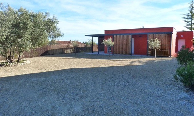 Valensole Casa | LODGES II, en medio de lavanda y olivos.