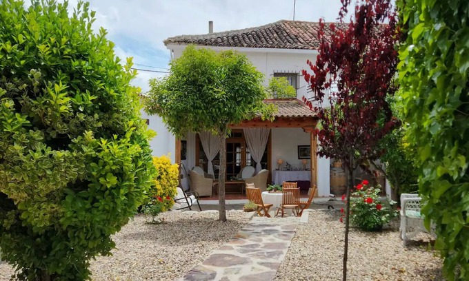 Morata de Tajuña Casa | Alojamiento en Morata de Tajuña, La Casa de La Plazuela