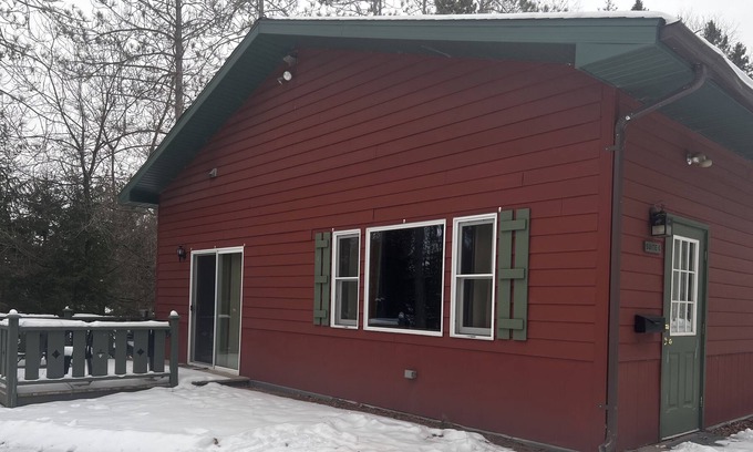 Hayward Casa | Lodging near downtown Hayward