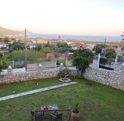 Karavados Apartamento | Lofos house