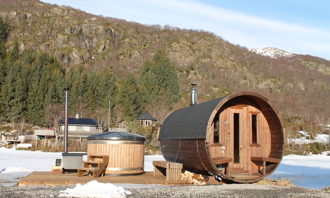 Stamsund Cabina | Lofoten Camp Storfjord