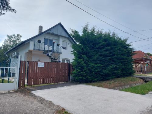 Zalakaros Apartamento | Loft Apartman