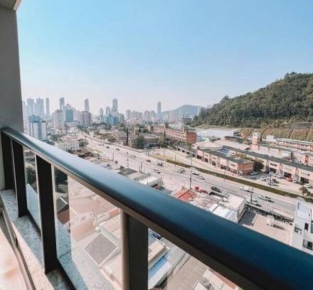 Centro Apartamento | Loft decorado e equipado no Centro de Itajaí-SC