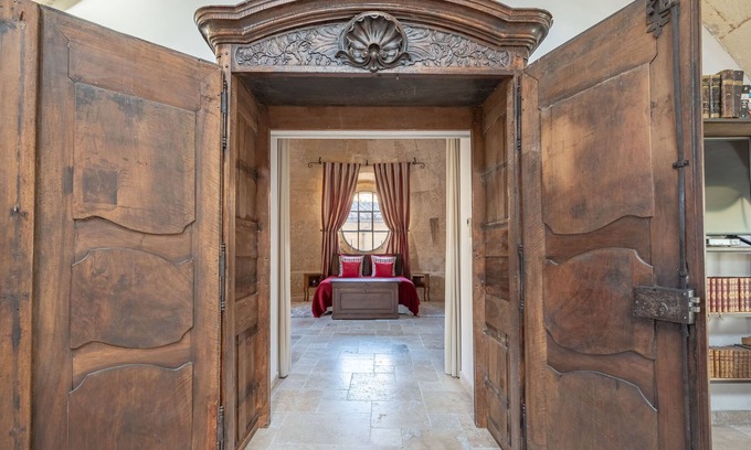 Avignon City Centre Apartamento | Loft in a 13th-century church in the heart of Avignon