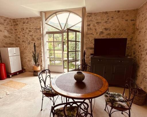 Saint-Hippolyte-du-Fort Casa | Loft la Traversière