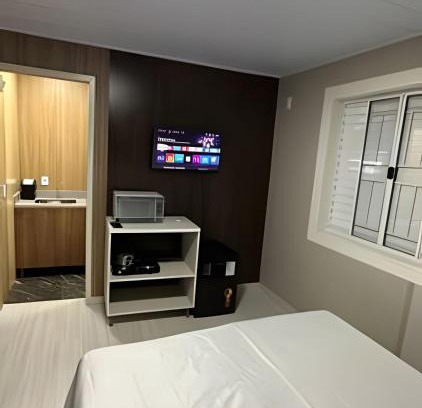 Centro Apartamento | Loft Lux 1 (Smart TV, Ar condicionado, Cozinha.)
